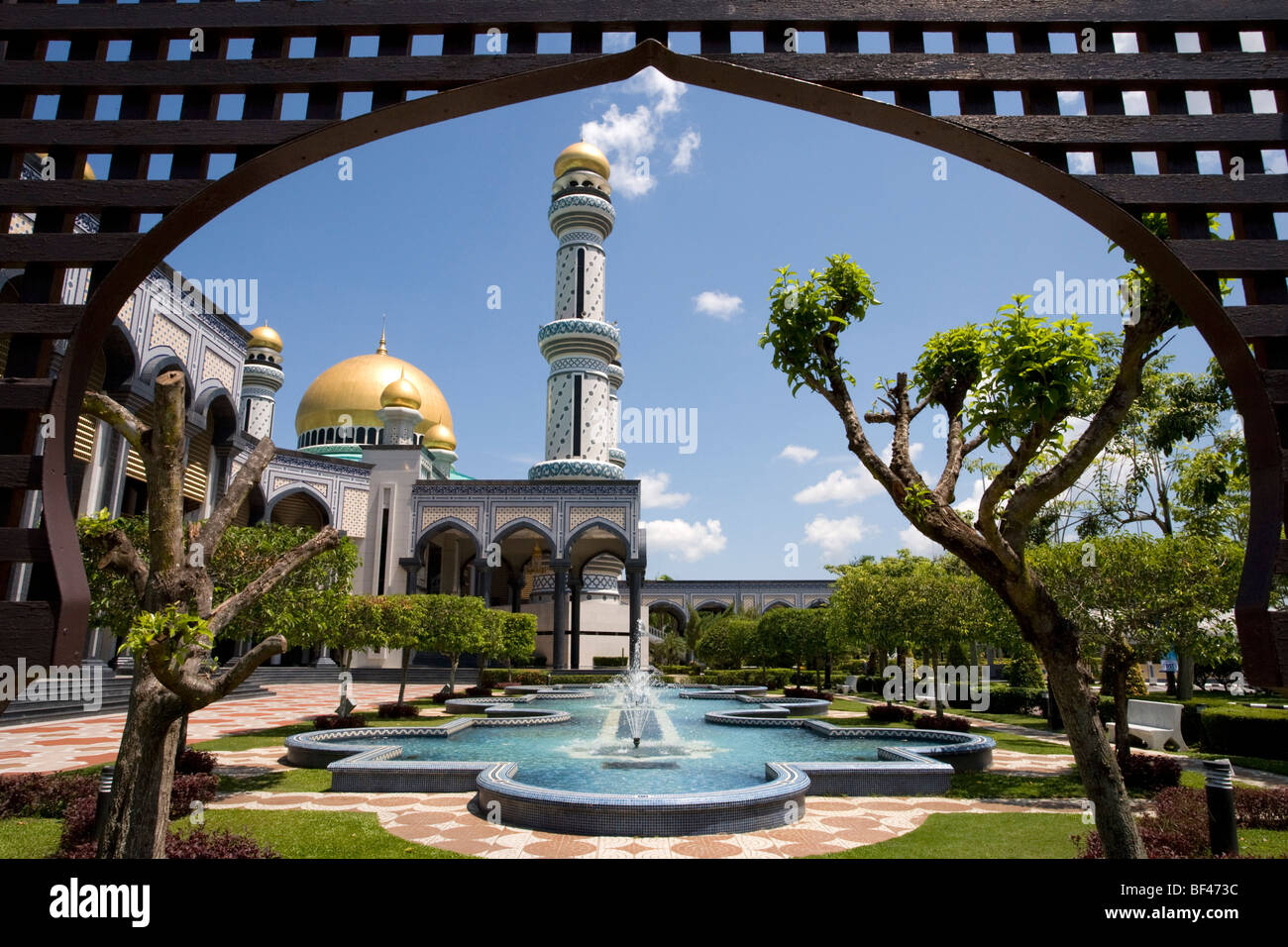 Jame'Asr Hassanil Bolkiah Mosque, Bandar Seri Begawan, Brunei Darussalam, Thursday, July 23, 2009. Stock Photo