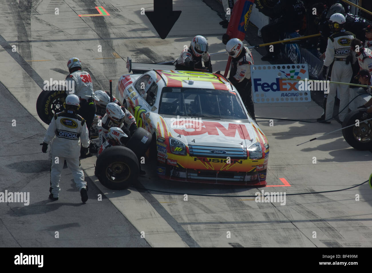 Nascar Race at Dover Speedway Stock Photo Alamy