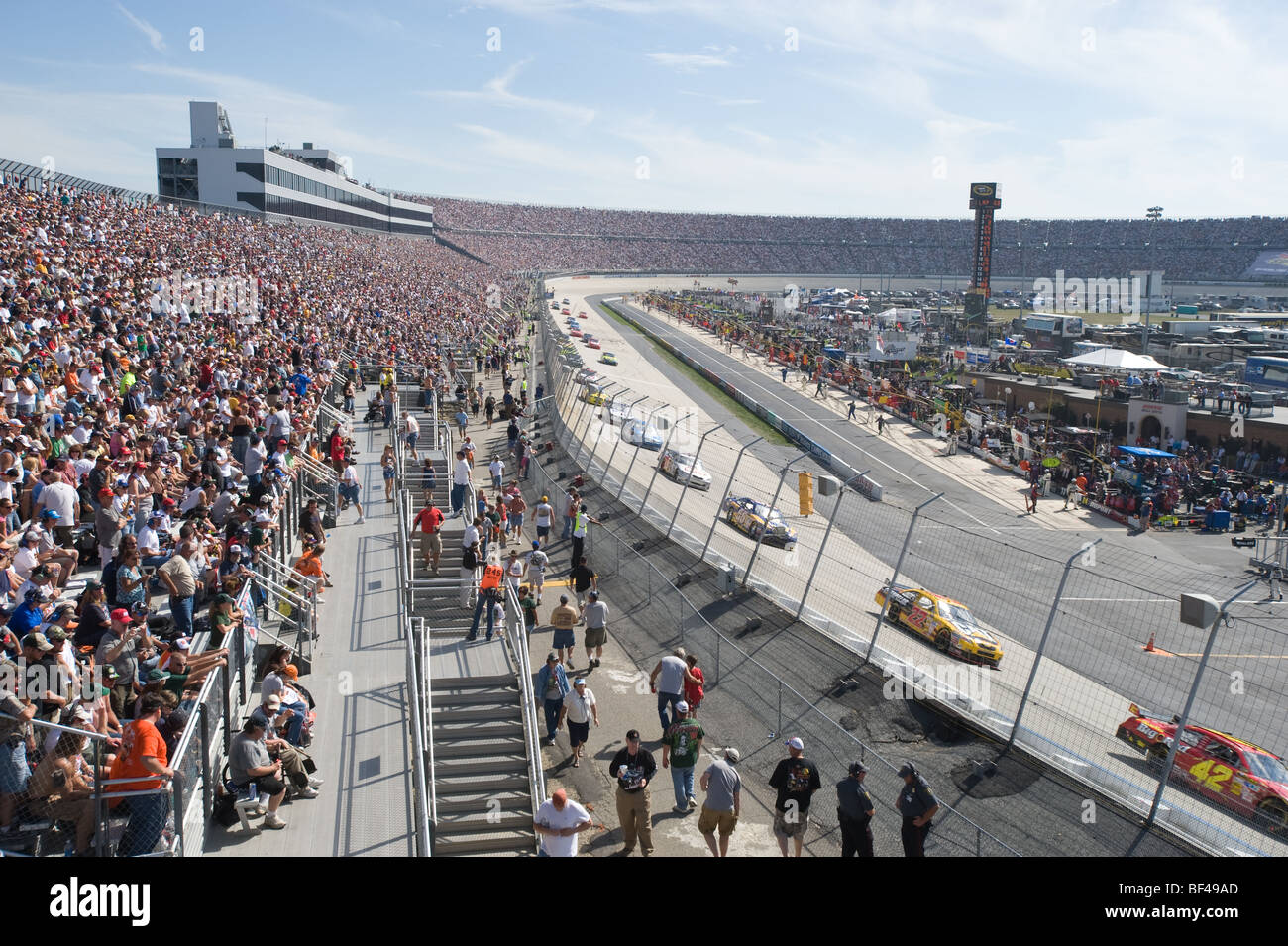 Nascar Race at Dover Speedway Stock Photo Alamy