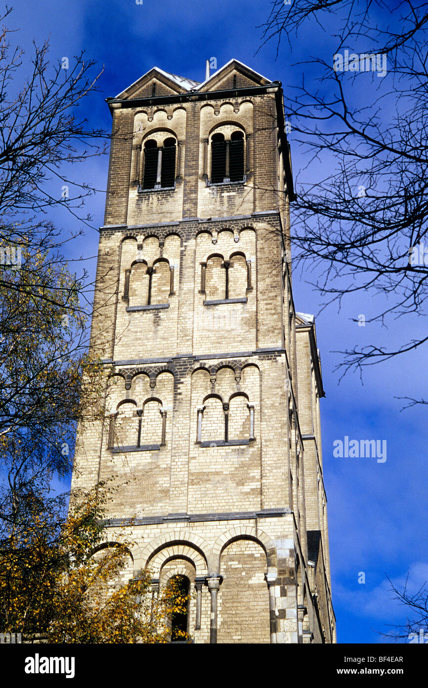 St Aposteln, Romanesque-style church, city centre, Cologne, North Rhine-Westphalia, Germany, Europe Stock Photo