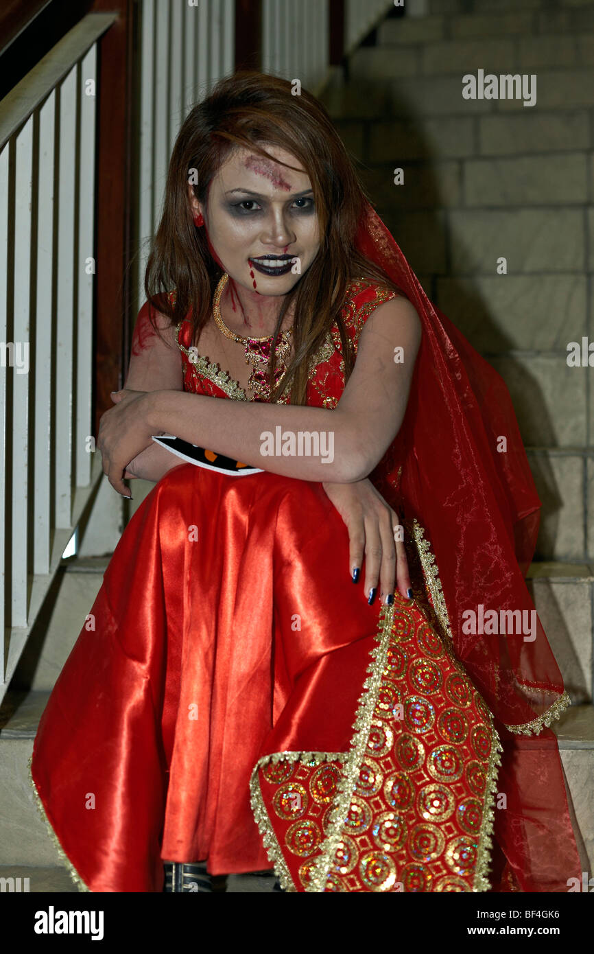 Female vampire Halloween costume Stock Photo - Alamy