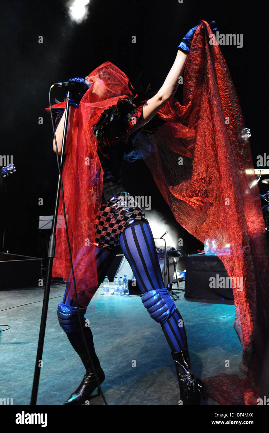 Juliette Lewis Performing Live At the 02 shepherds Bush Empire Stock Photo