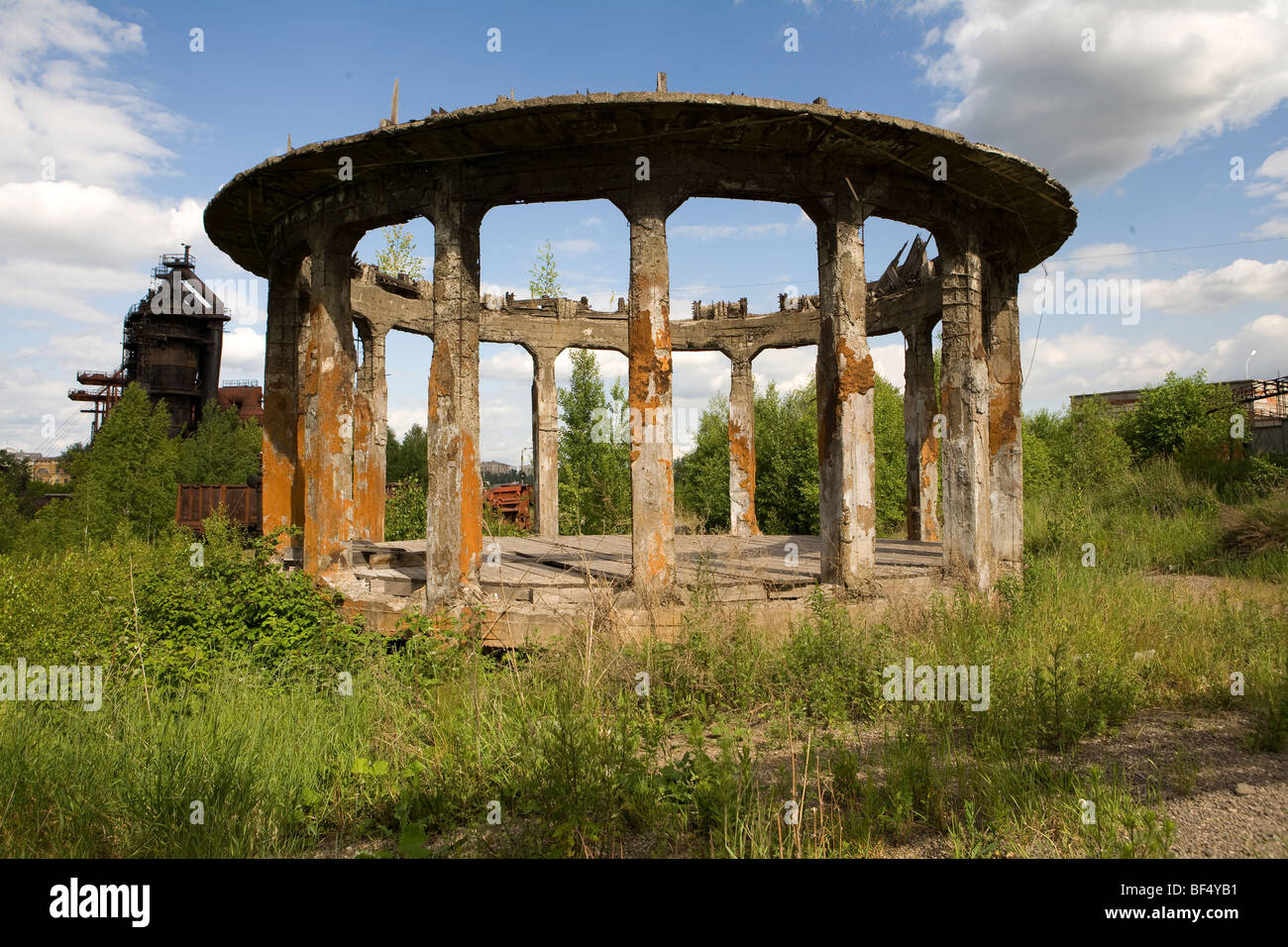 Abandoned soviet era buildings hi-res stock photography and images - Alamy