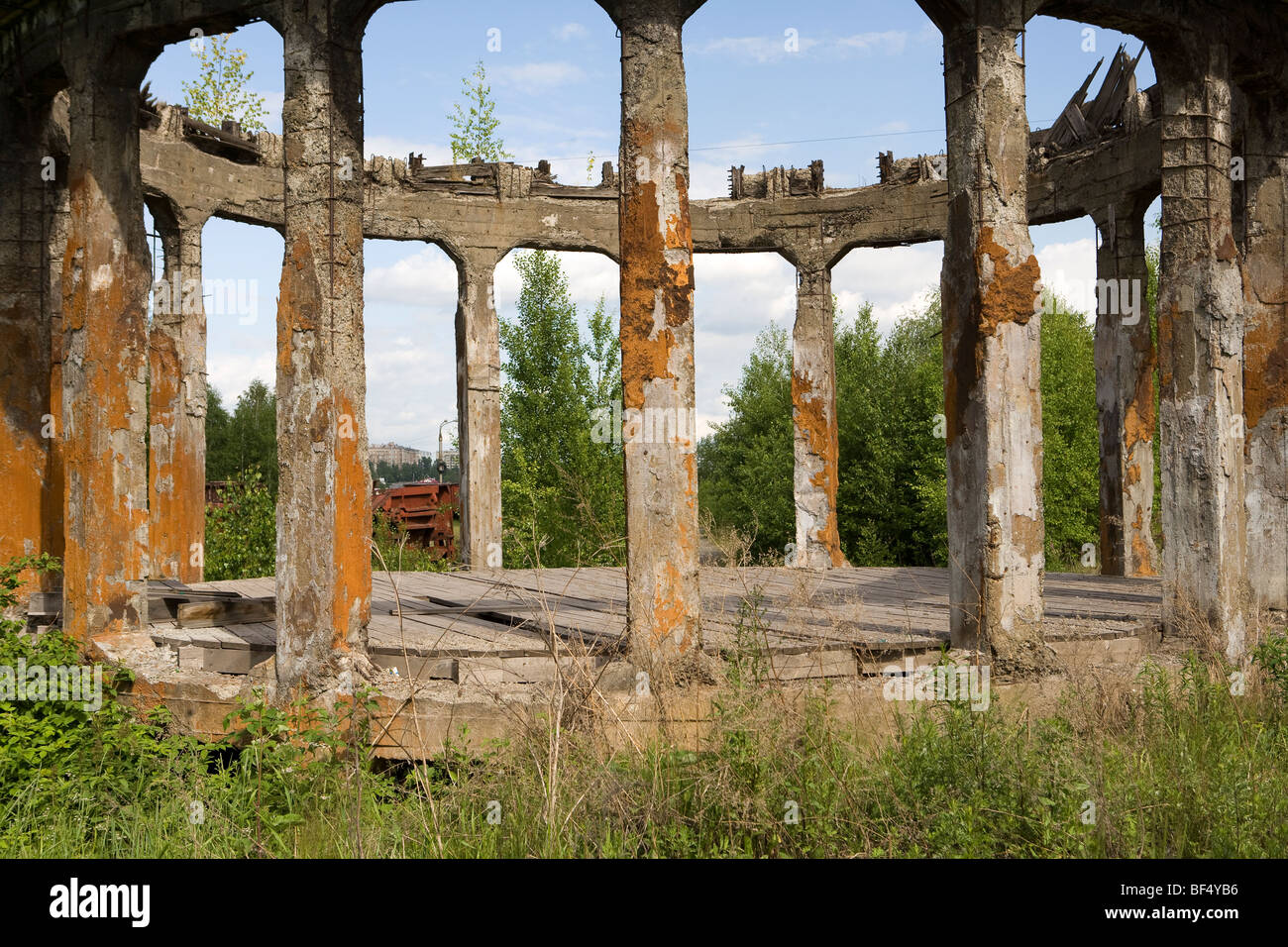 Abandoned soviet era buildings hi-res stock photography and images - Alamy