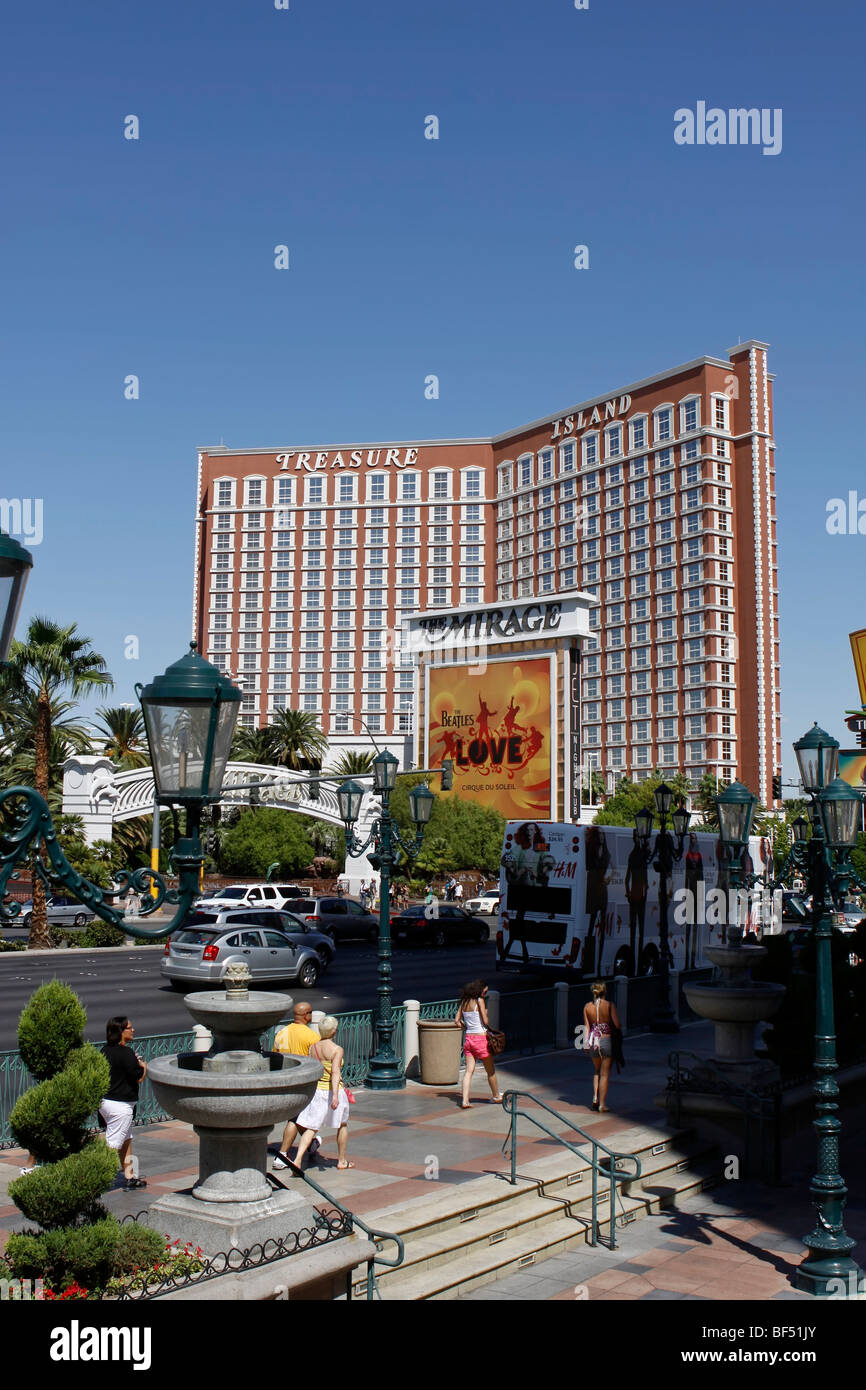Treasure Island Hotel on Las Vegas Blvd, Las Vegas, Nevada, USA Stock Photo