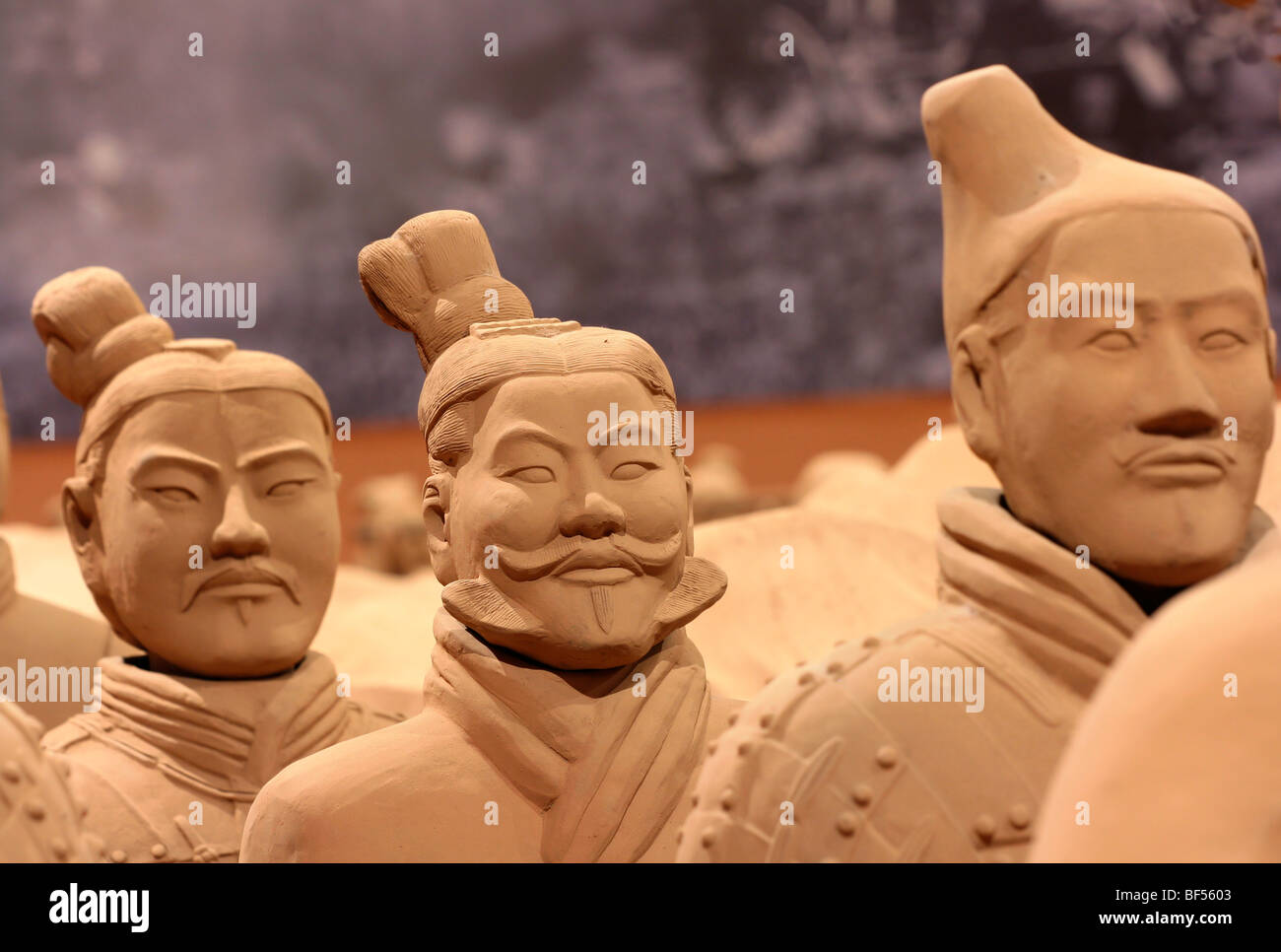Emperor huang di china hi-res stock photography and images - Alamy