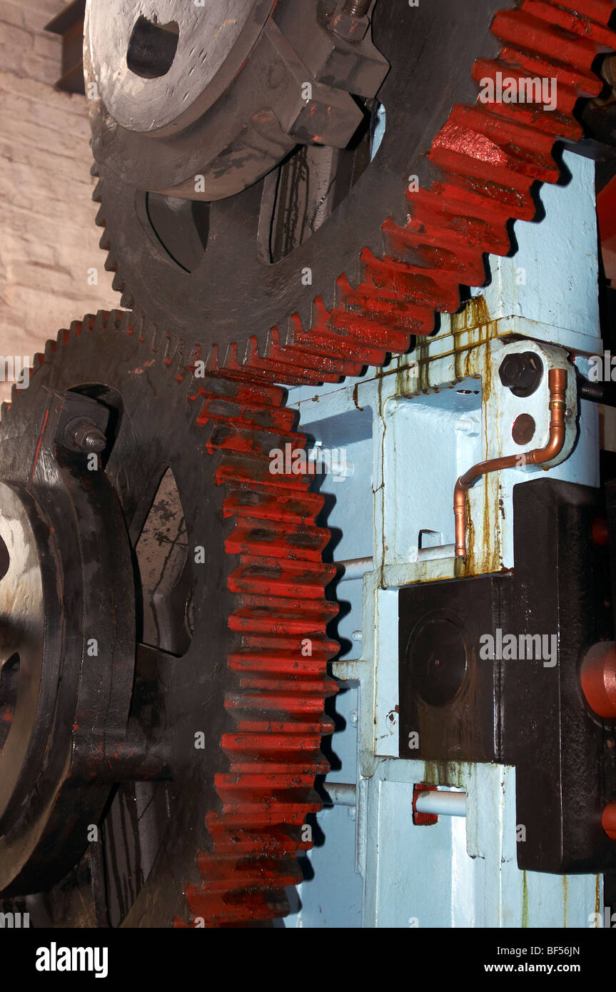 Brick making machine hires stock photography and images Alamy