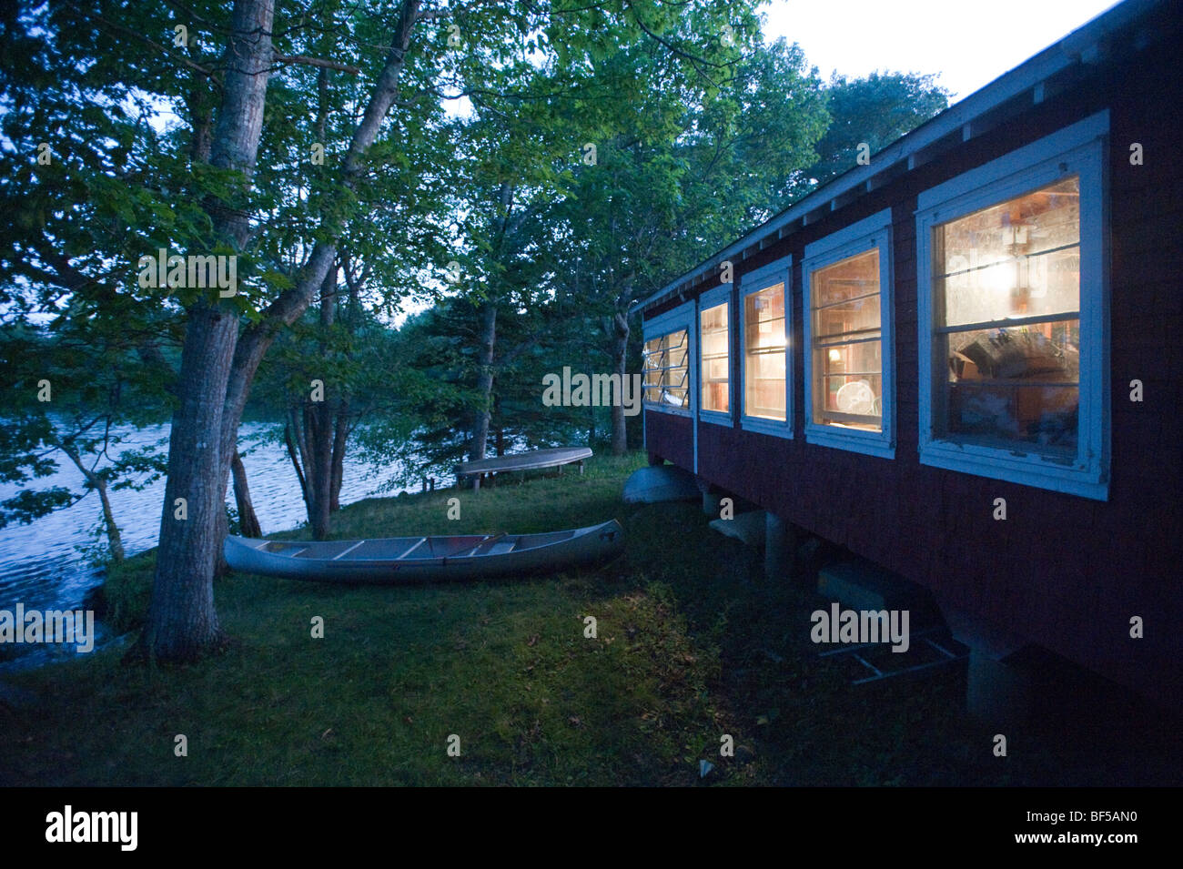 Vacation cabin on lake, Pleasant Pond Maine Stock Photo Alamy