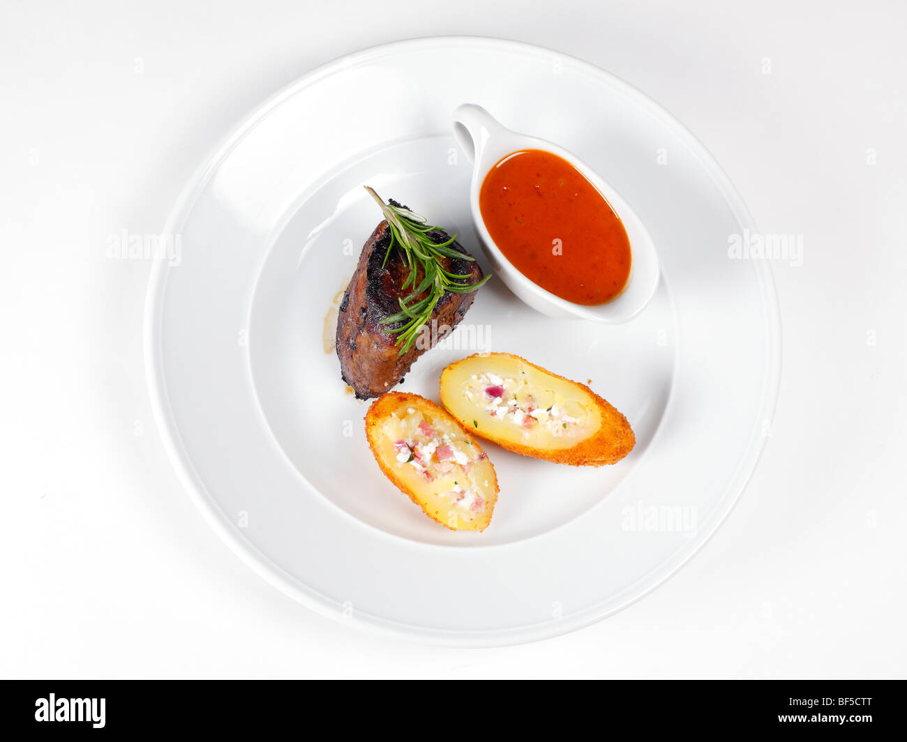 Fillet steak with pepper sauce Stock Photo - Alamy