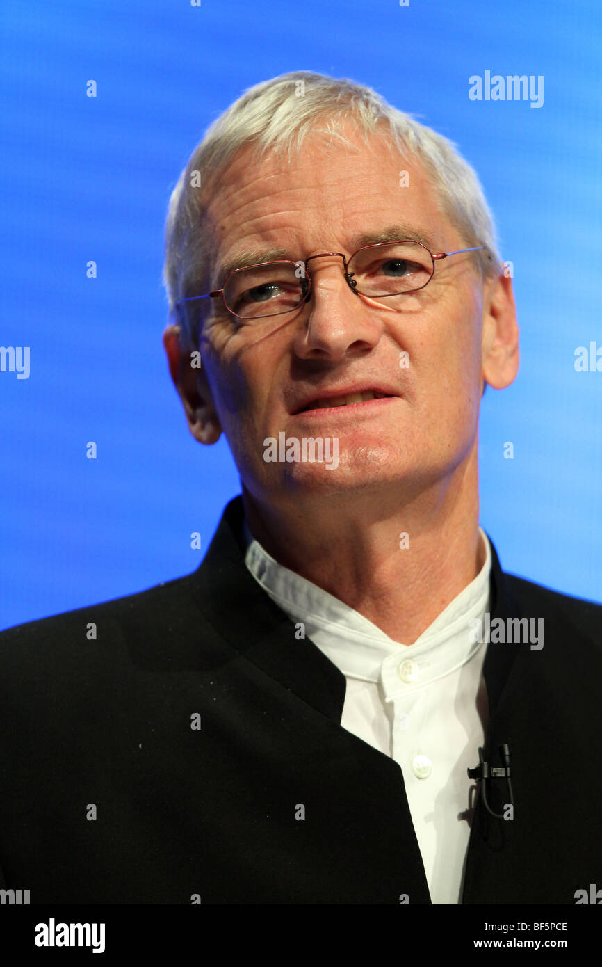 hobby Lure Haiku JAMES DYSON INVENTOR OF DYSON VACUUM CLEAN 05 October 2009 MANCHESTER  CENTRAL MANCHESTER ENGLAND Stock Photo - Alamy