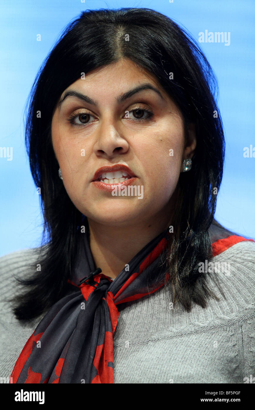 SAYEEDA WARSI MP SHADOW MINISTER FOR COMMUNITY 05 October 2009 MANCHESTER CENTRAL MANCHESTER ENGLAND Stock Photo
