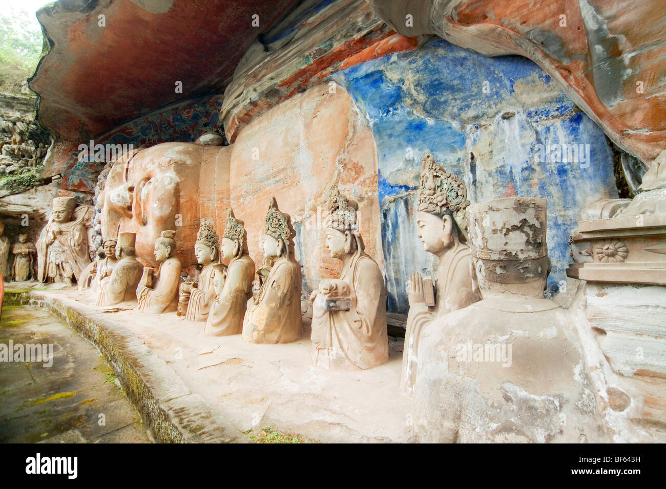 Exquisite detailed carving of disciples of Buddha and the Reclining ...