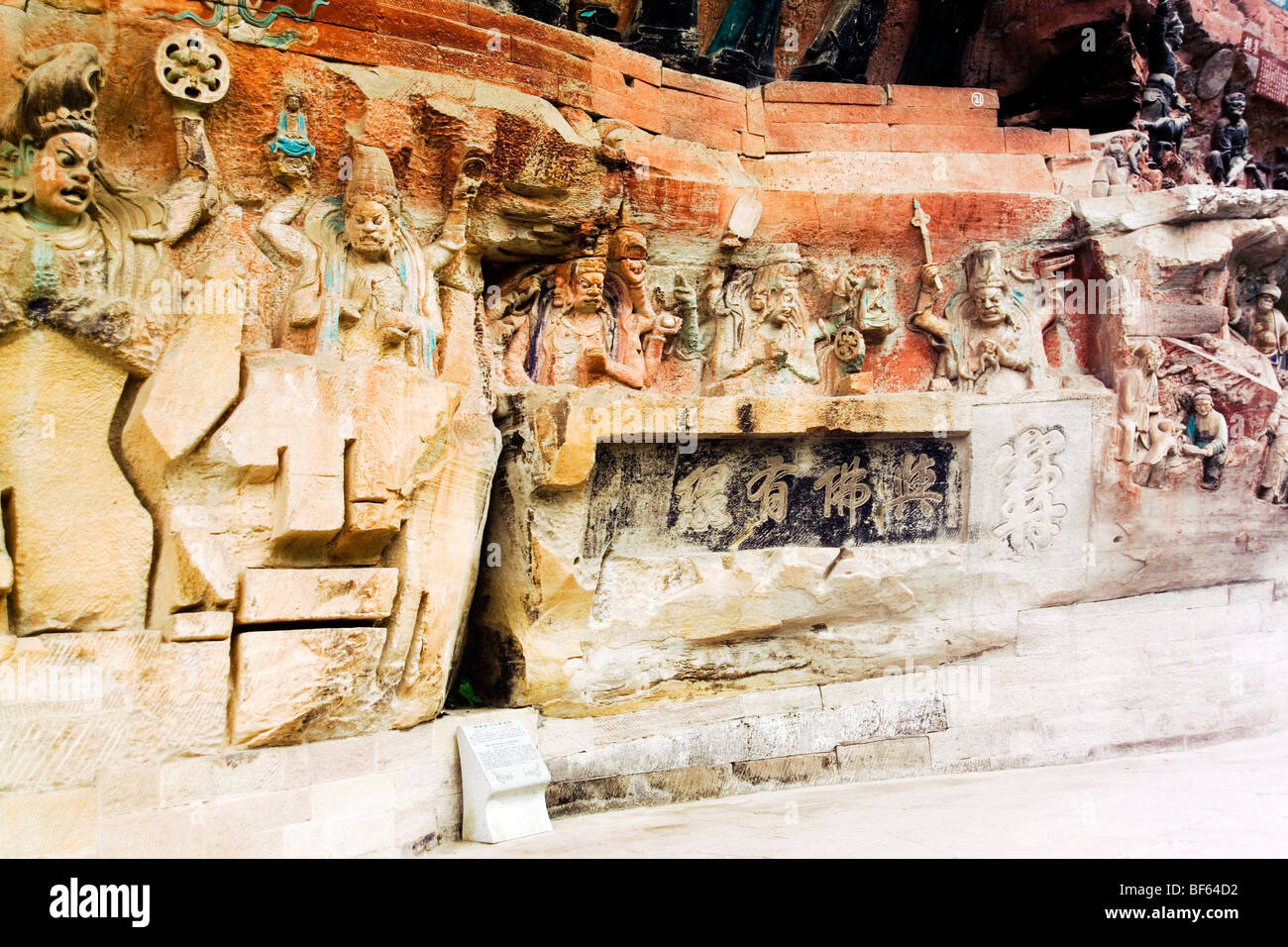 Exquisite detailed carving of Buddha, Dazu Grotto, Baoding Hill ...