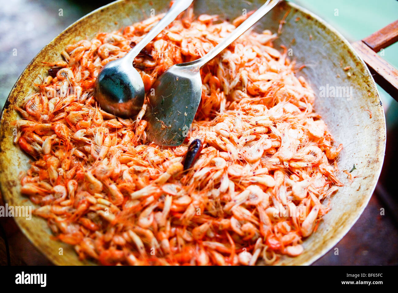 Stirfried shrimp in big wok, Chongqing, China Stock Photo Alamy