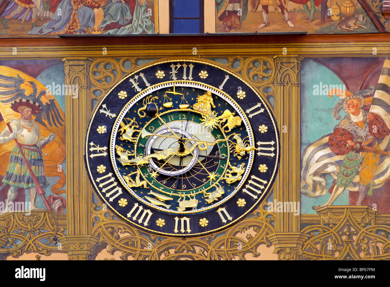 Deutschland Astronomische Uhr am Ulmer Rathaus, Germany astronomical clock, town hall in Ulm Stock Photo