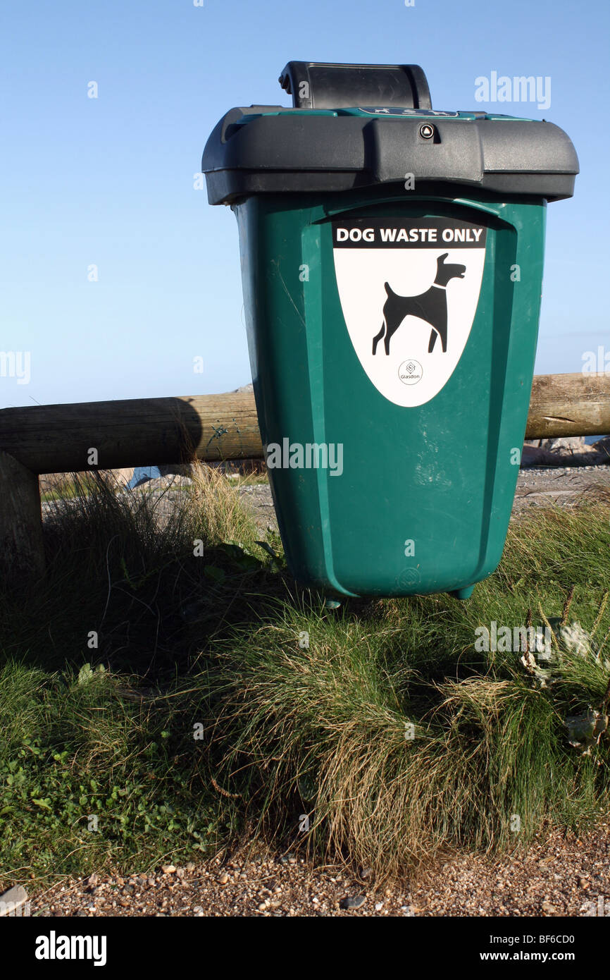 dog waste bin devon uk Stock Photo Alamy