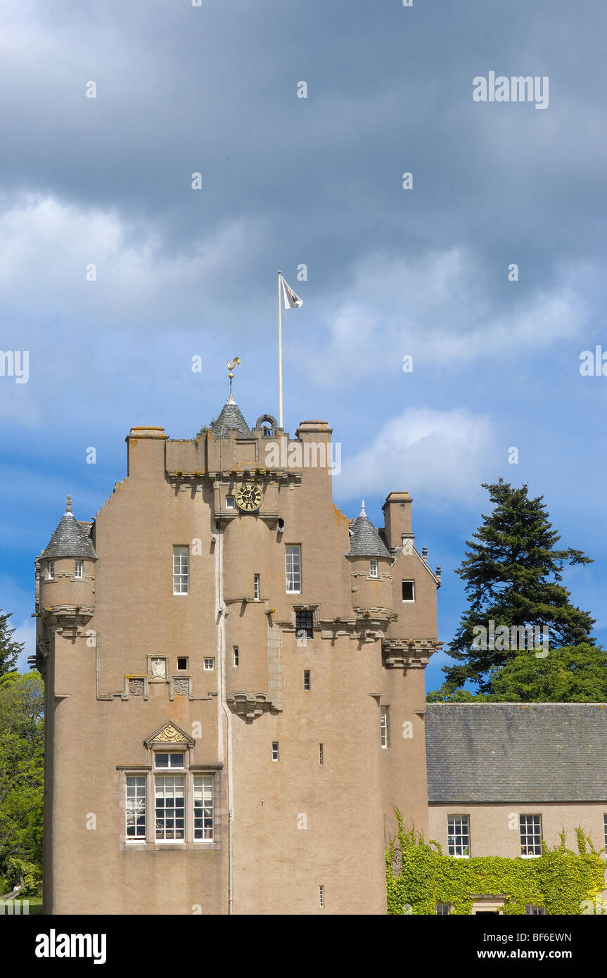 Crathes Castle. Aberdeenshire, Scotland, UK Stock Photo Alamy