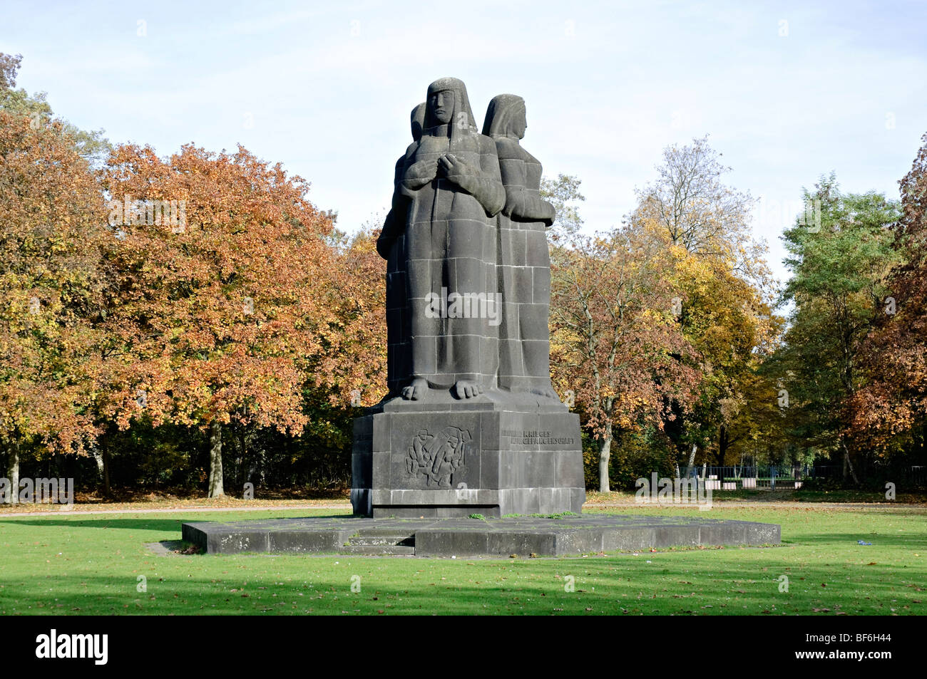 The 'Mahnmal' war memorial at the Northern Cemetery in Düsseldorf, NRW, Germany. Stock Photo