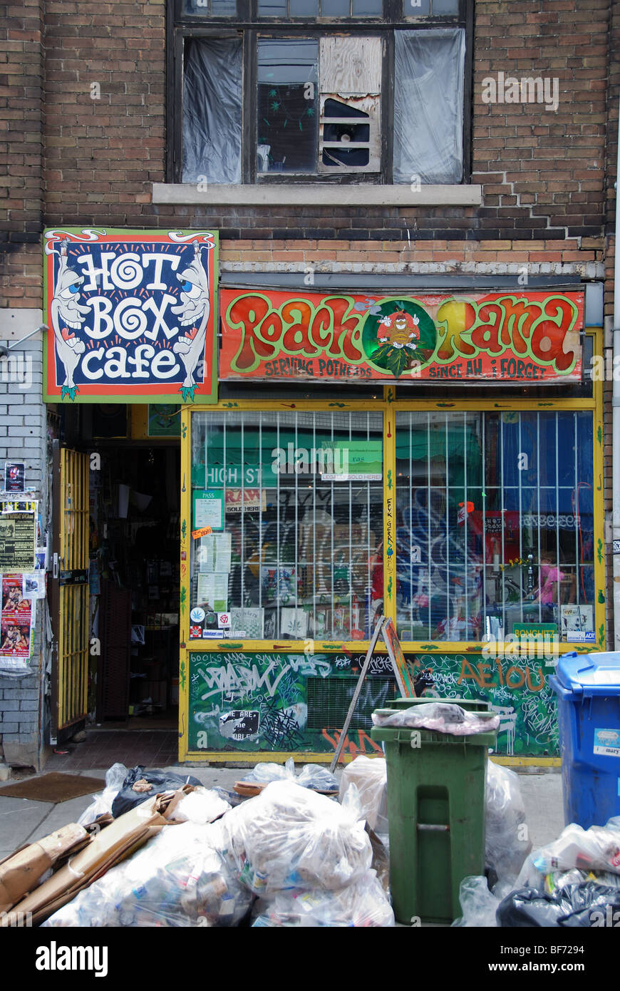 Head shop in Kensington market area of Toronto Stock Photo Alamy