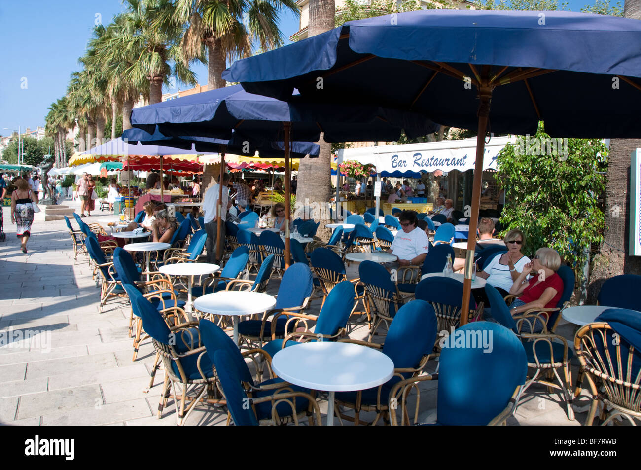 Pavement cafe at seafront, Bandol, Cote d'Azur, South France Stock Photo