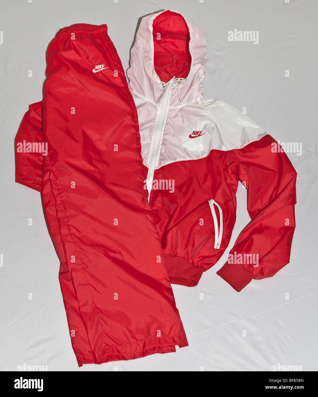Nike windrunner tracksuit clothing set nylon waterproof jacket and  trousers. Sportswear shellsuit Stock Photo - Alamy