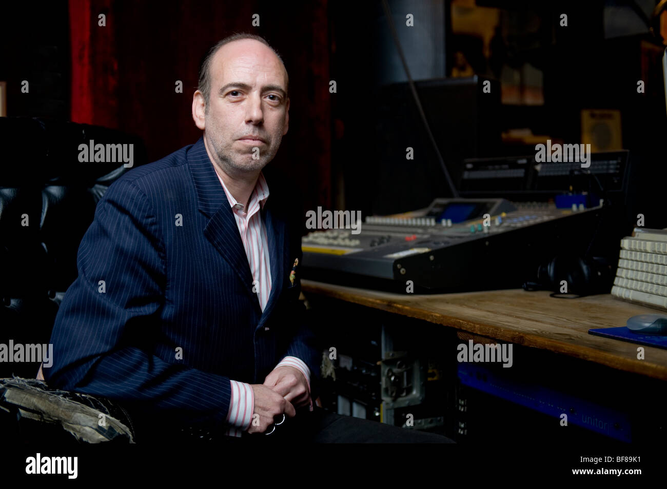 Portait of Mick Jones, Clash guitarist and musician Stock Photo Alamy