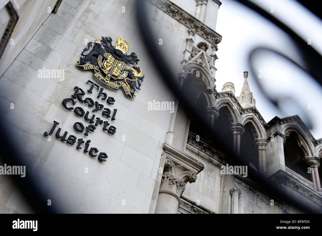 Architectural courts hi-res stock photography and images - Alamy