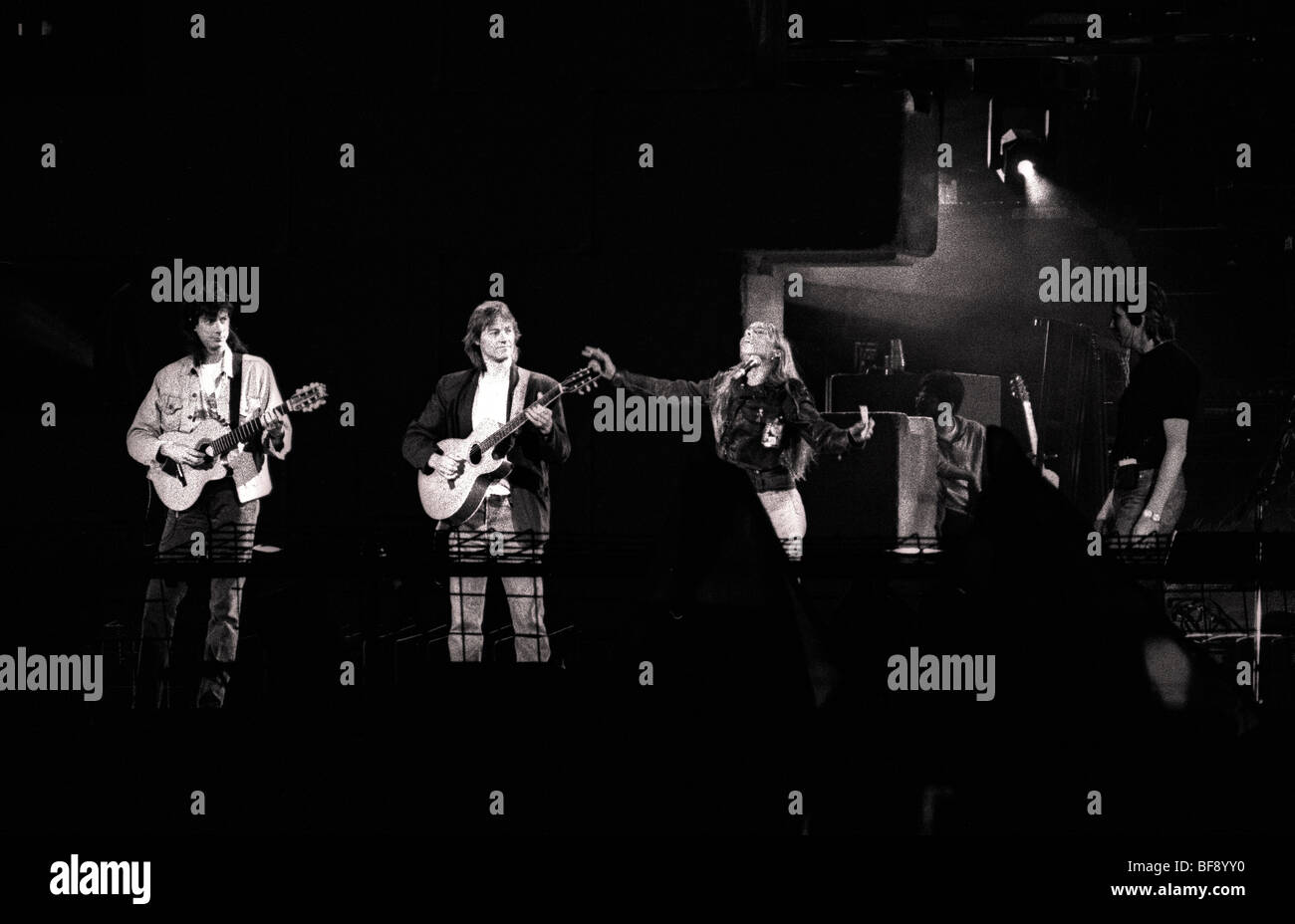 Pink floyd wall hires stock photography and images Alamy