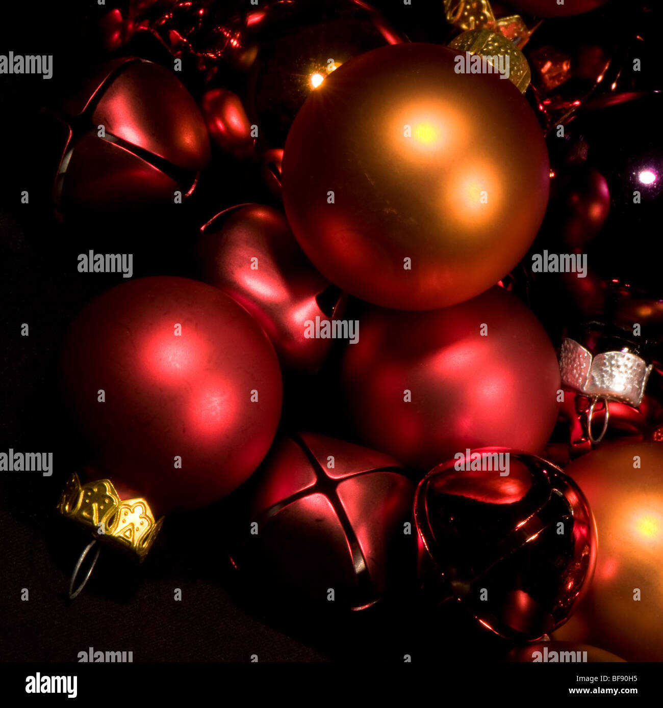 Red and gold christmas decorations hi-res stock photography and images ...
