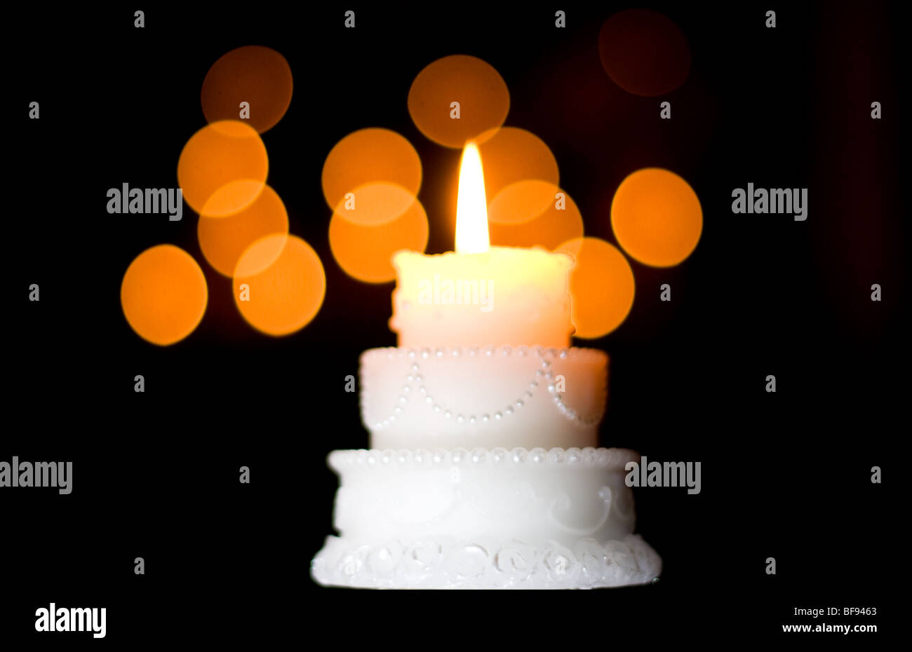 Wedding cake candle Stock Photo Alamy