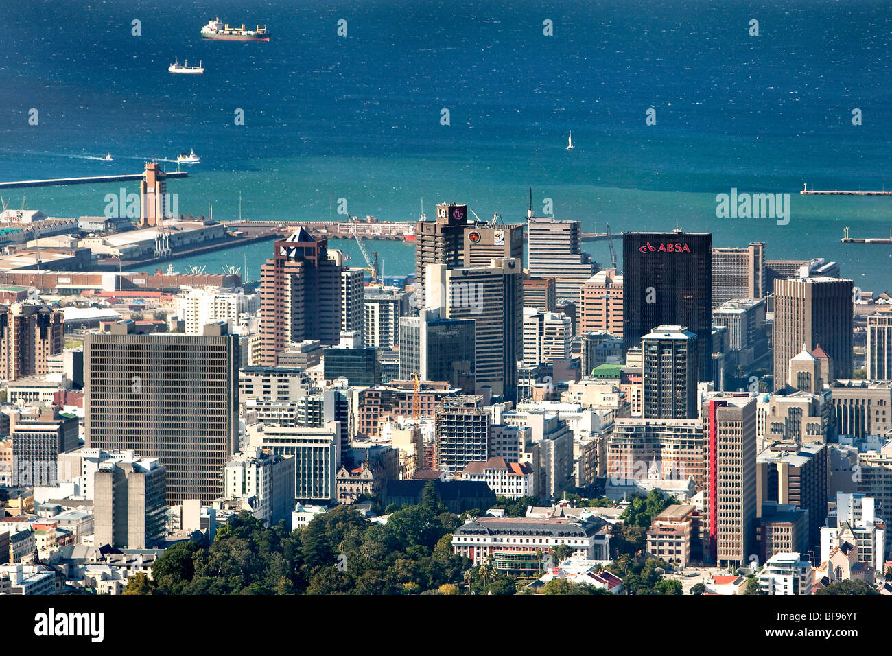 Cape town south africa skyline mountain hi-res stock photography and ...