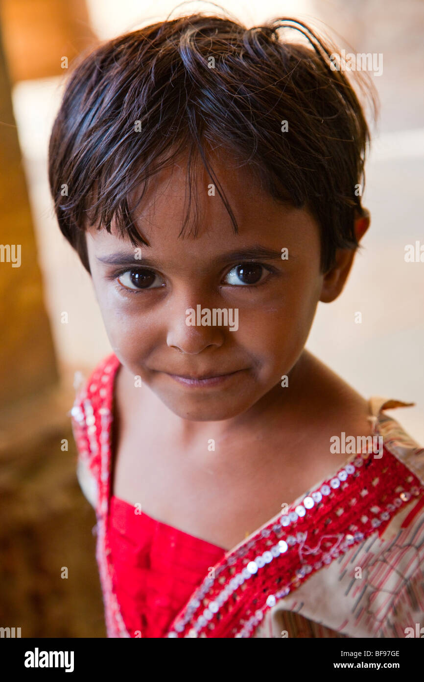 Little Muslim Girl at AdhaiDinKaJhonpra or 2 1/2 day Mosque in Ajmer in Rajasthan India Stock