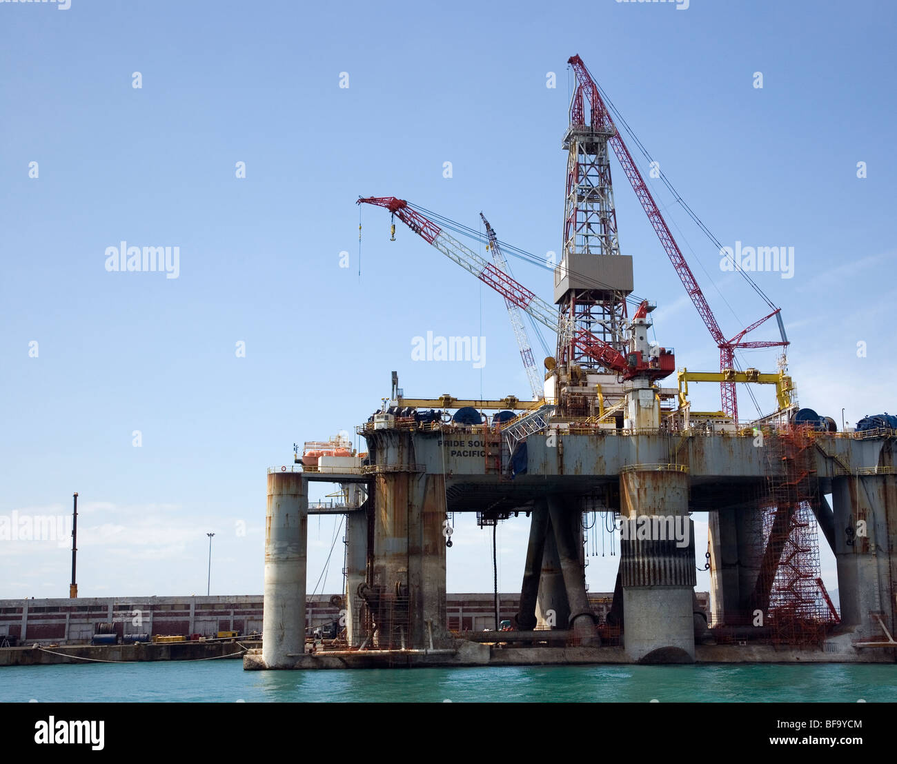 Oil Rig - Pride of South Pacific Stock Photo