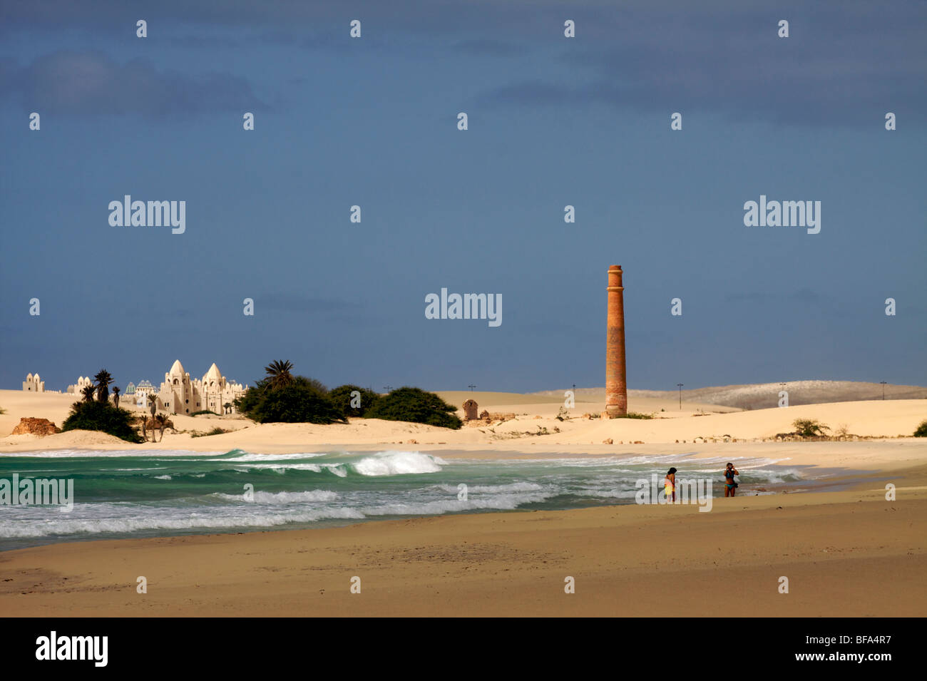 The beach Praia de Chavez, on the west coast of Boa Vista, in the back an hotel, Cape-Verde Stock Photo