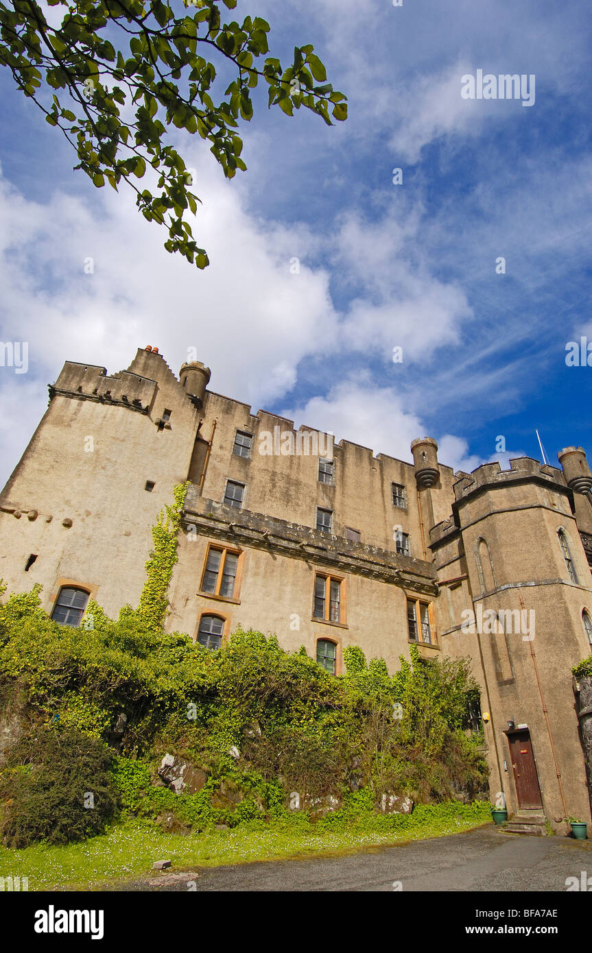 Dunvegan Castle. Isle of Skye. Scotland. U.K Stock Photo Alamy