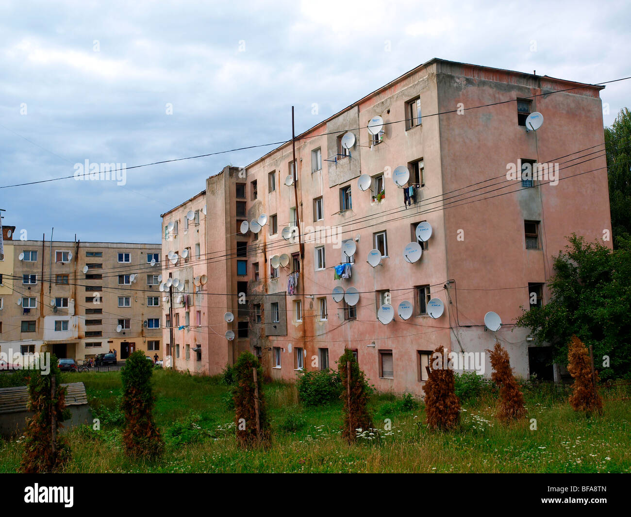 Zarnesti, Romanian village Stock Photo Alamy