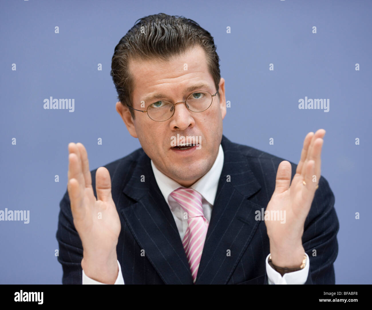 Karl-Theodor ZU GUTTENBERG , CSU, in the Federal Press Conference of Germany, Berlin, Germany Stock Photo