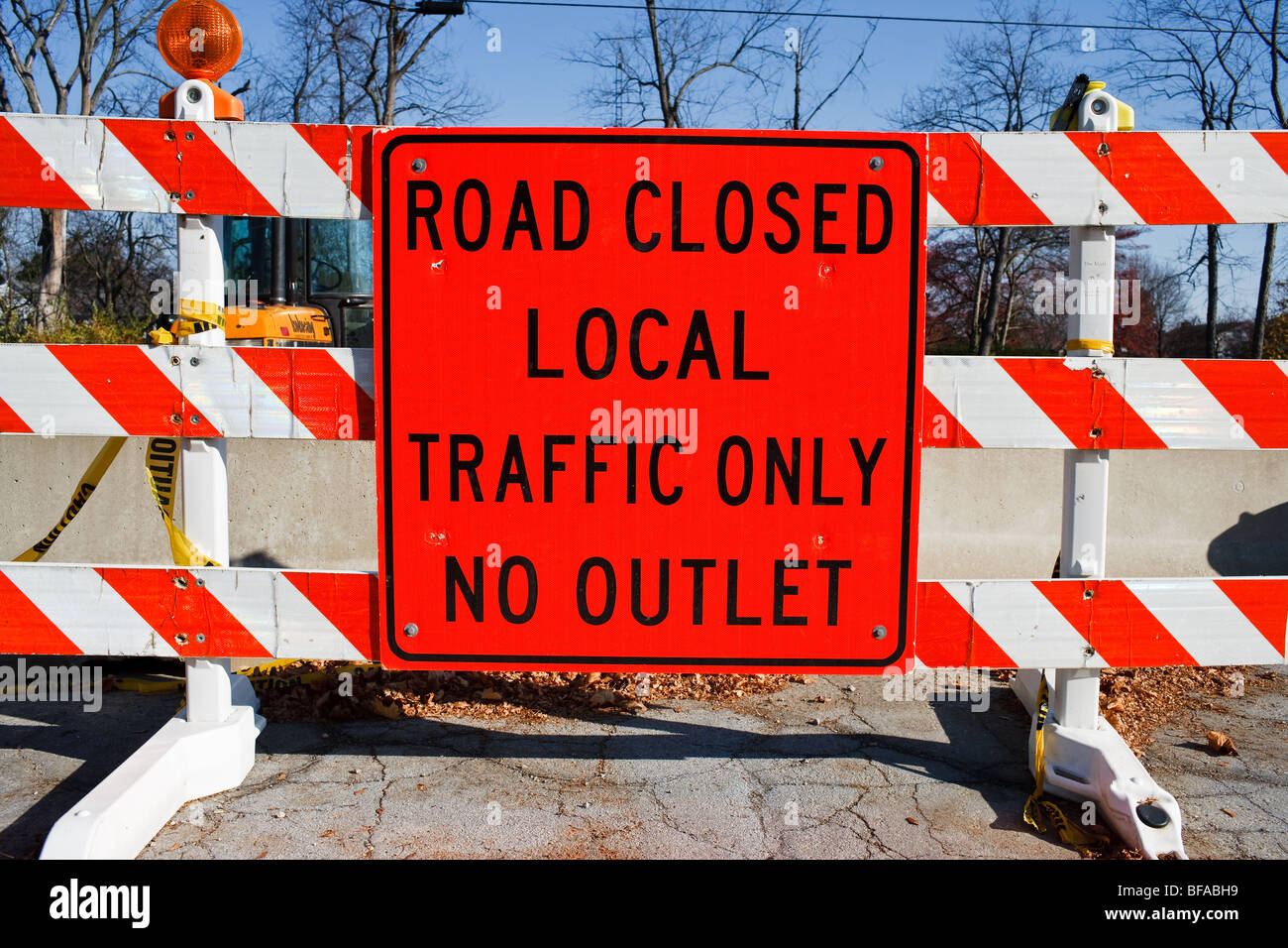 Road Closed Sign Stock Photo Alamy