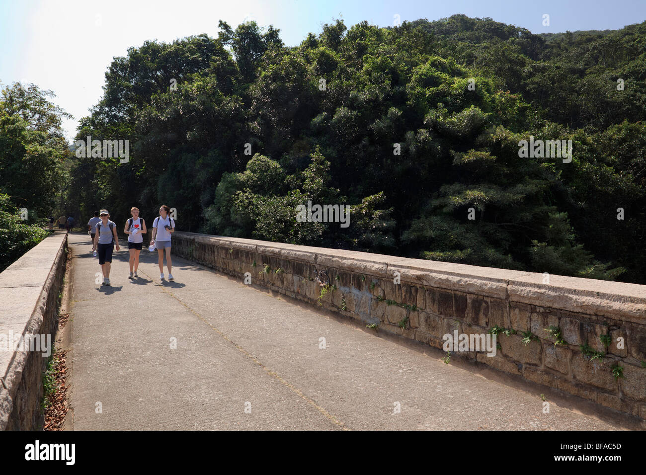 Hong kong walking hills hi-res stock photography and images - Alamy