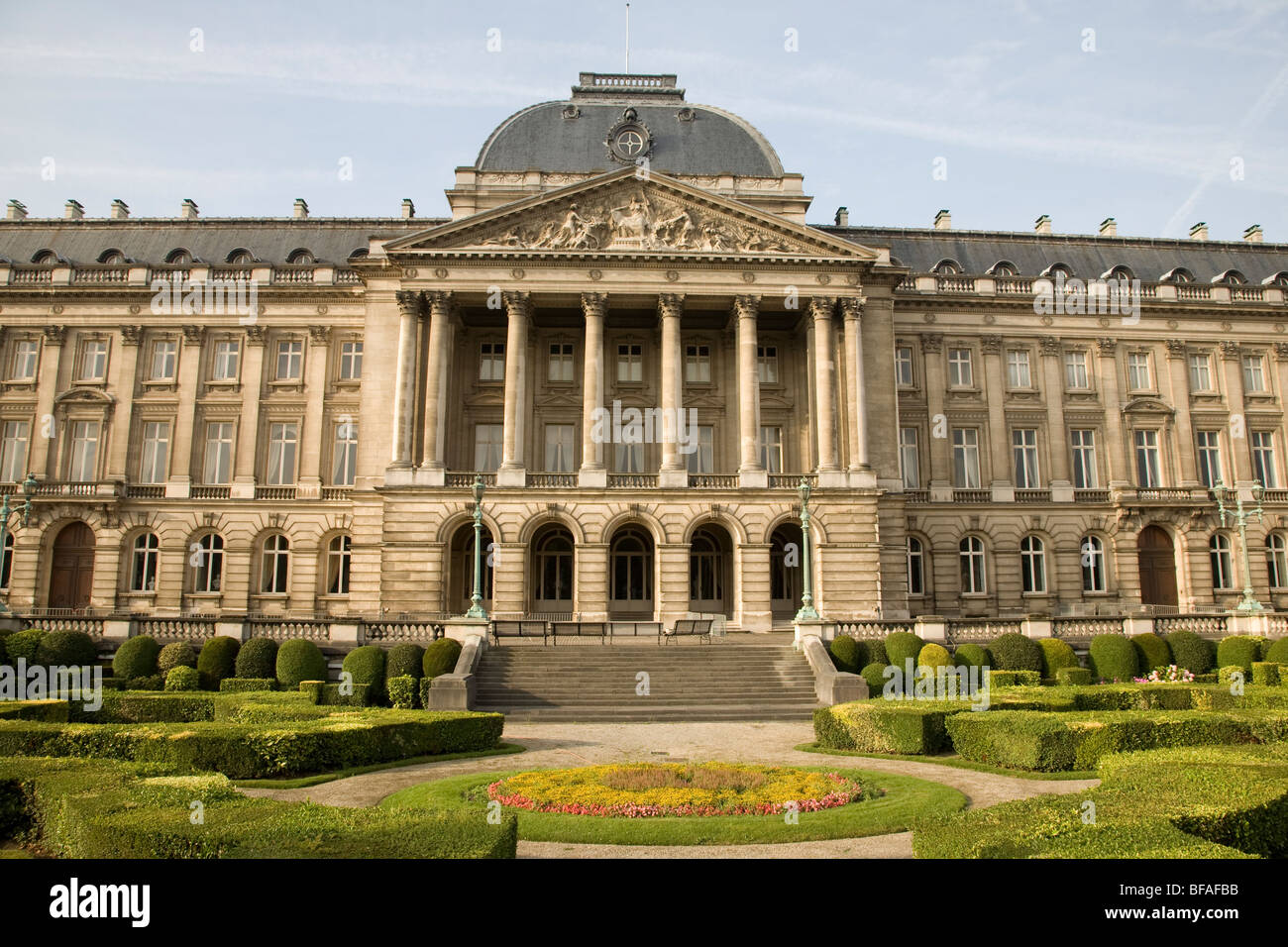 File:Royal Palace of Brussels (8132630420).jpg - Wikimedia Commons