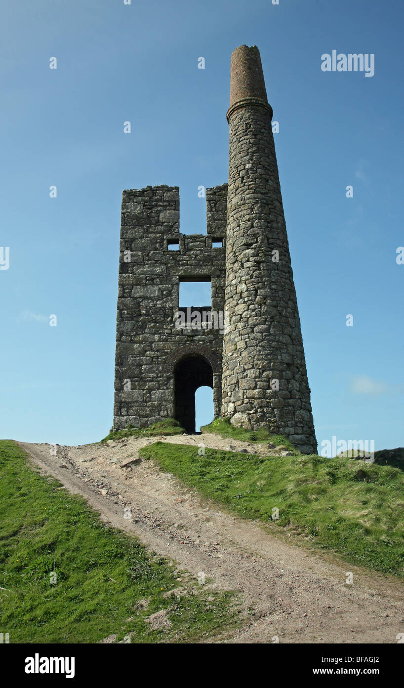 The chimney of the engine pump house at Ding Dong Tin Mine Cornwall ...