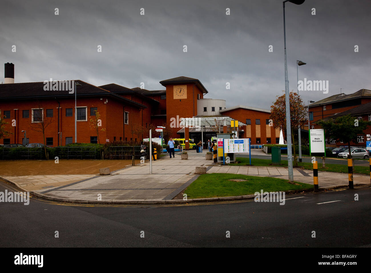Main entrance Wythenshawe Hospital Stock Photo