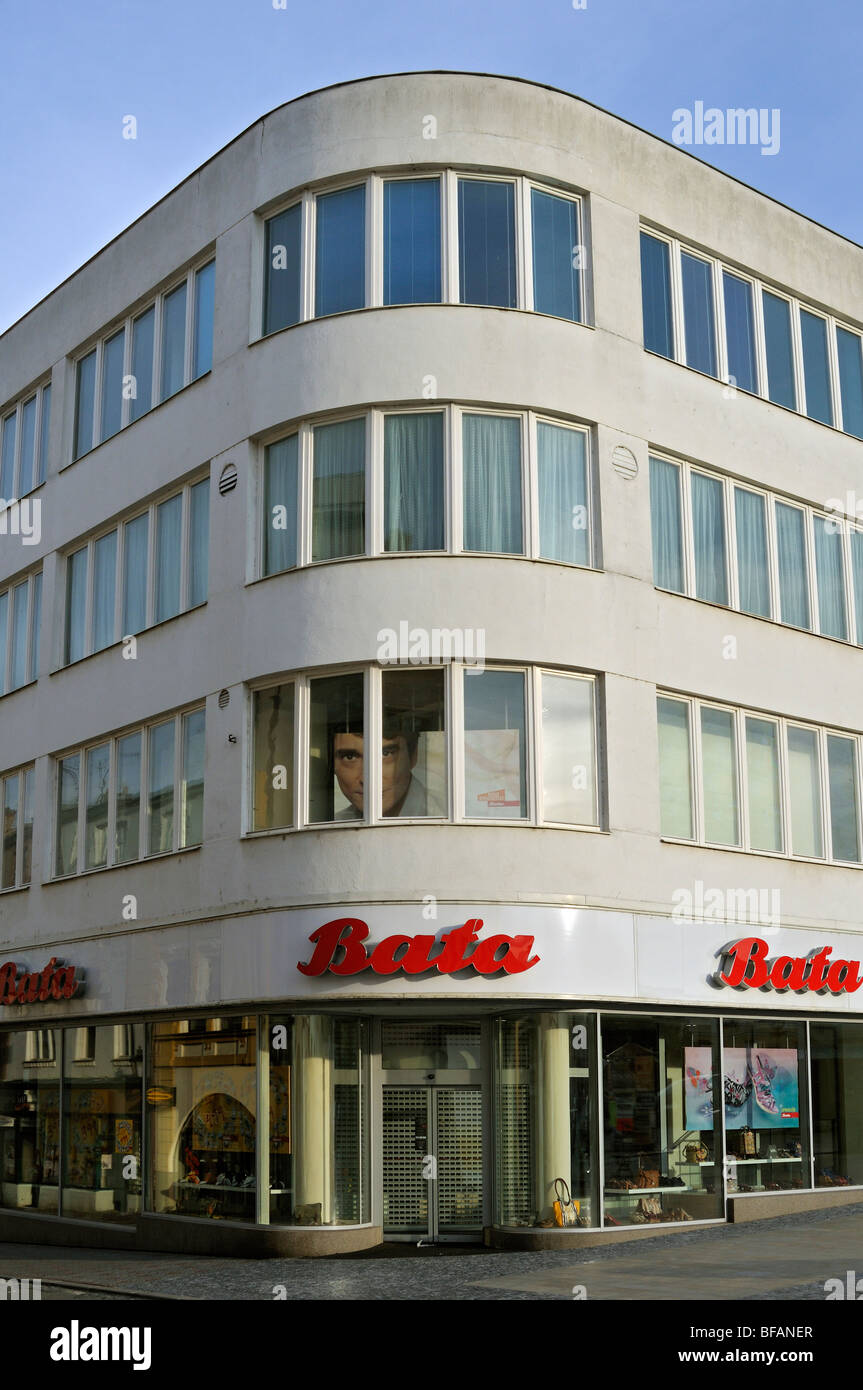 Functionalist Building of Bata Store at Grand Square (Velke namesti Stock  Photo - Alamy