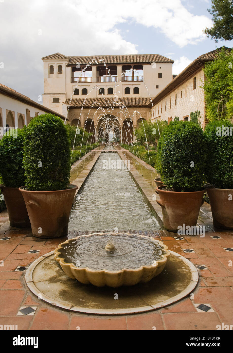 Water feature at Alhambra Palace Stock Photo Alamy