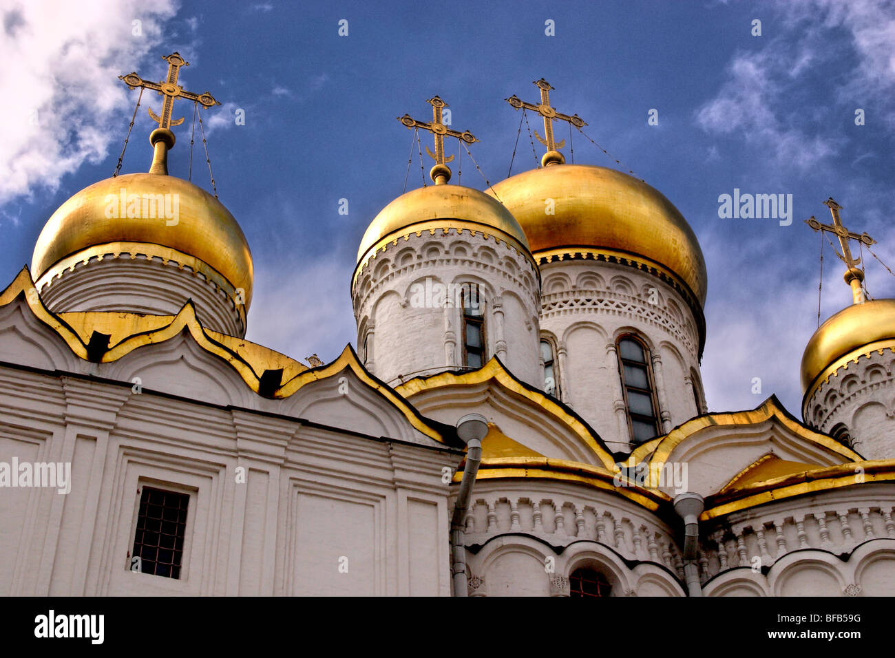 Famous onion domes on the cathedral of the Annunciaton, Kremlin, Russia