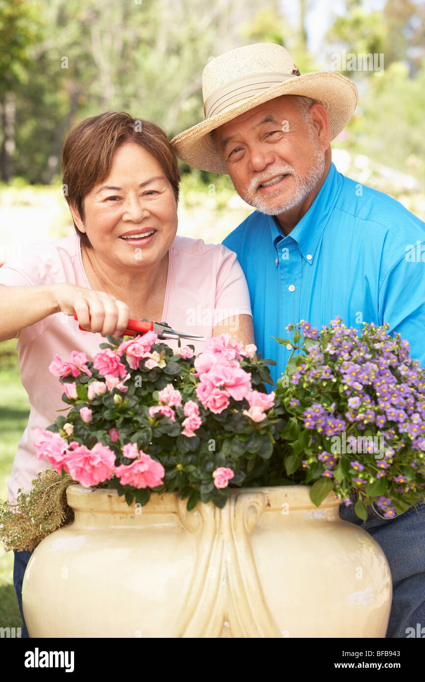 Asian adult gardening hi-res stock photography and images - Alamy