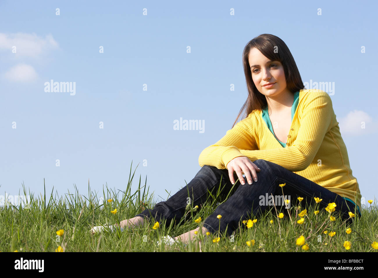 18 year old girl sitting hi-res stock photography and images - Alamy