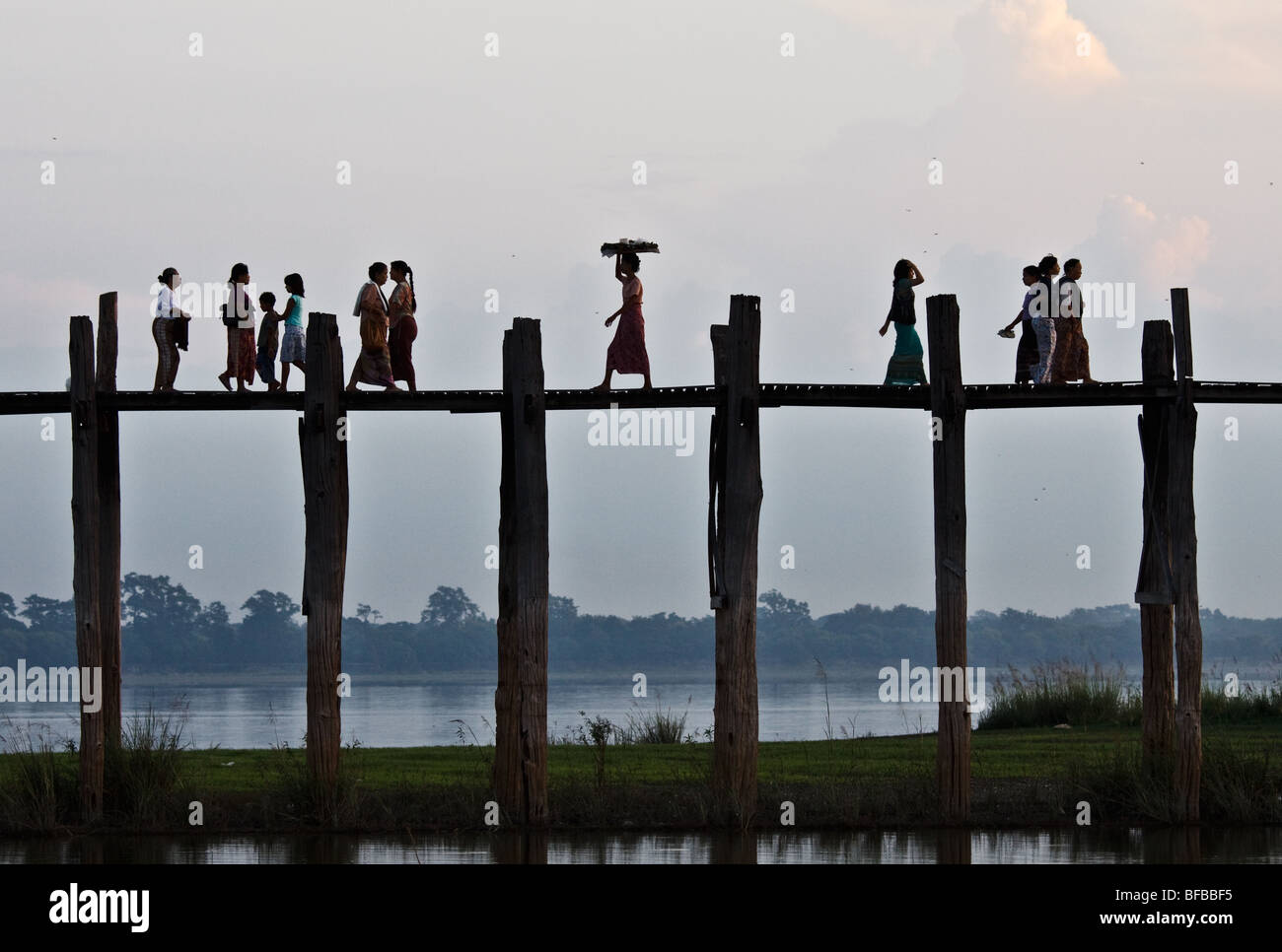 Myanmar birma burma amarapura hi-res stock photography and images - Alamy