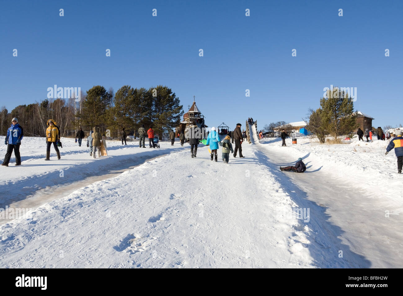 Russia ice slide hi-res stock photography and images - Alamy