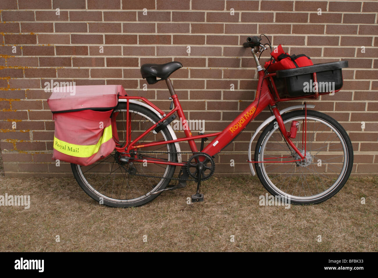 royal mail bike delivery